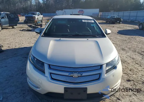 2014 Chevrolet Volt z USA, uszkodzony, nr VIN 1G1RH6E4XEU166131